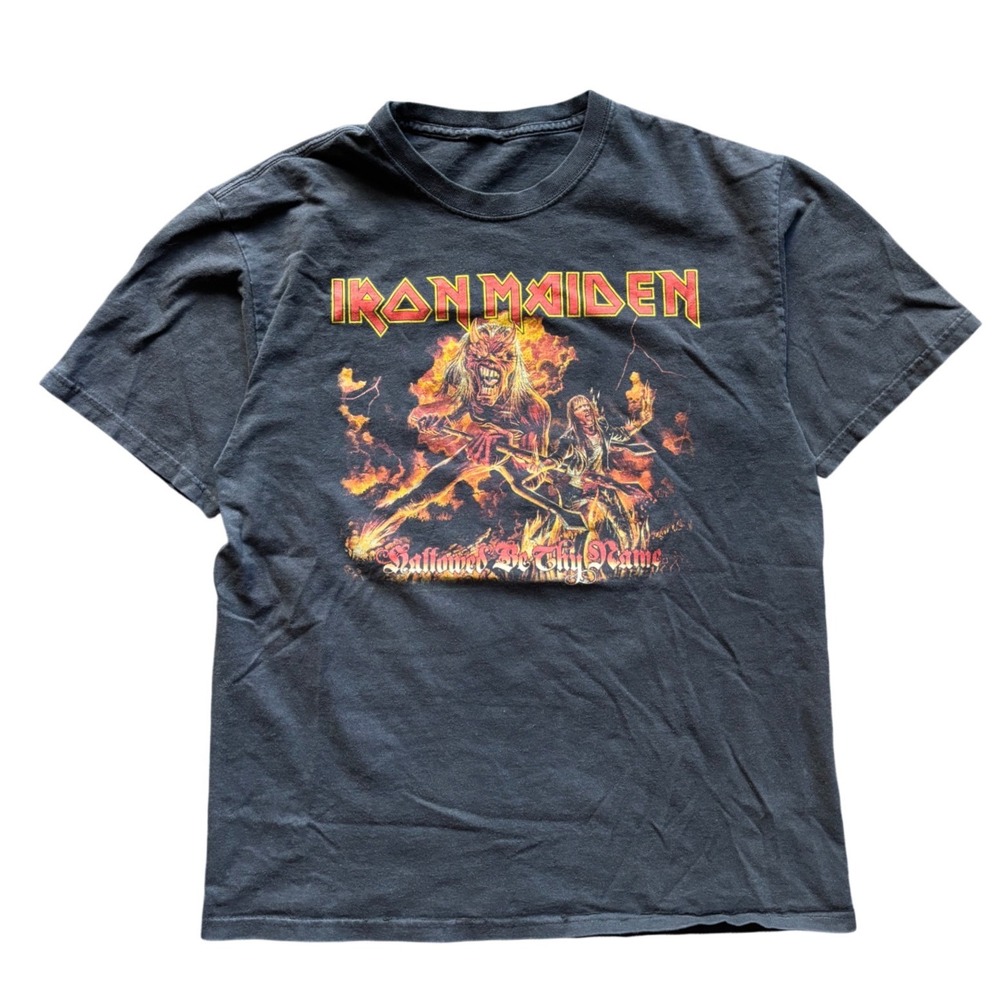 Vintage 00's 2005 Iron Maiden Hallowed Be They Name Band Shirt